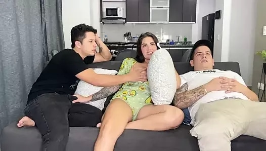 Esmer Sara Luv Mobil Porno